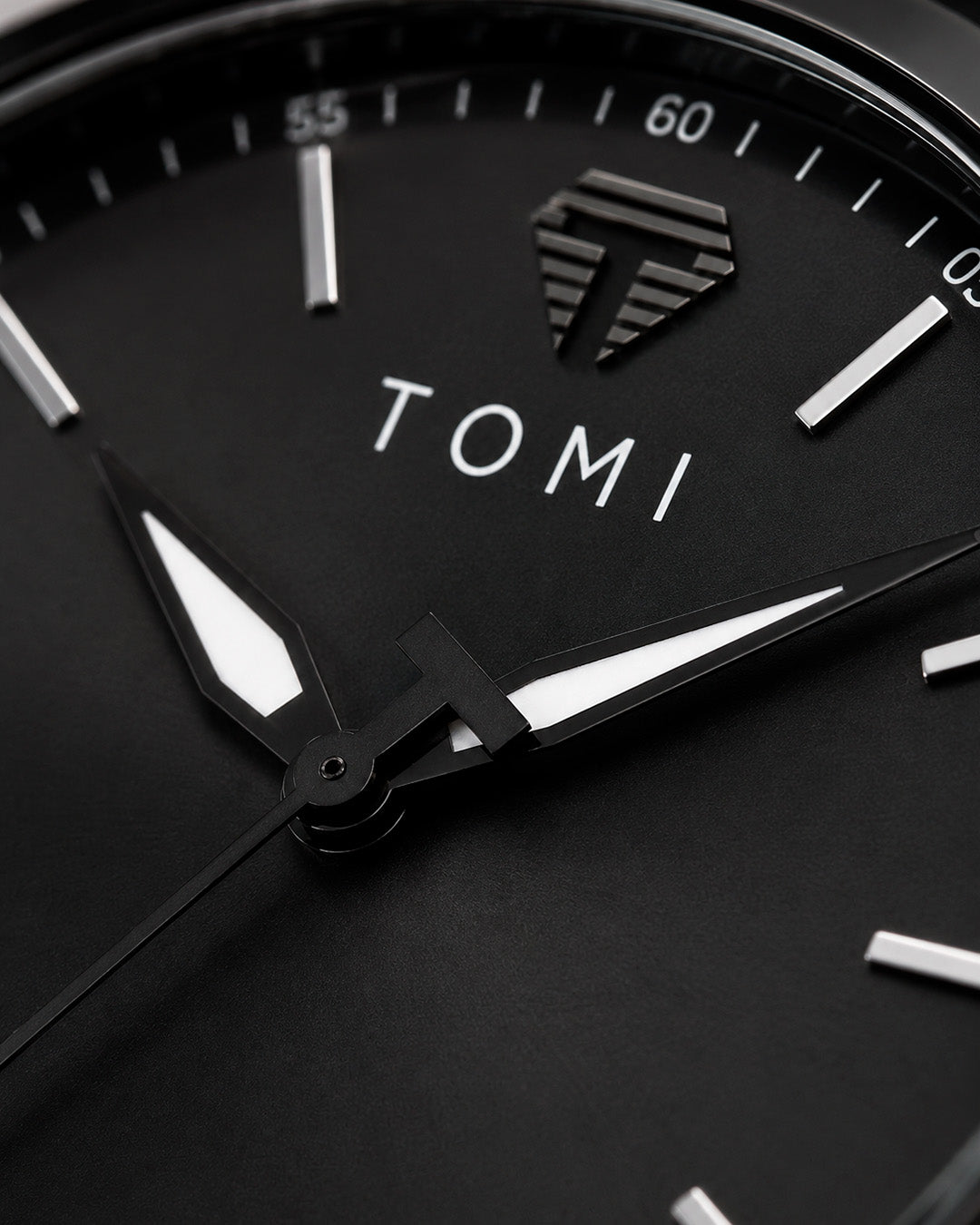 Monarch Men 40mm - Black